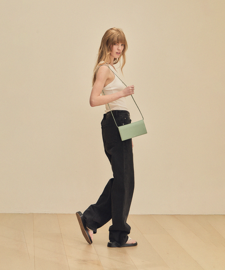 Weekend Crossbody 250g - Pistachio