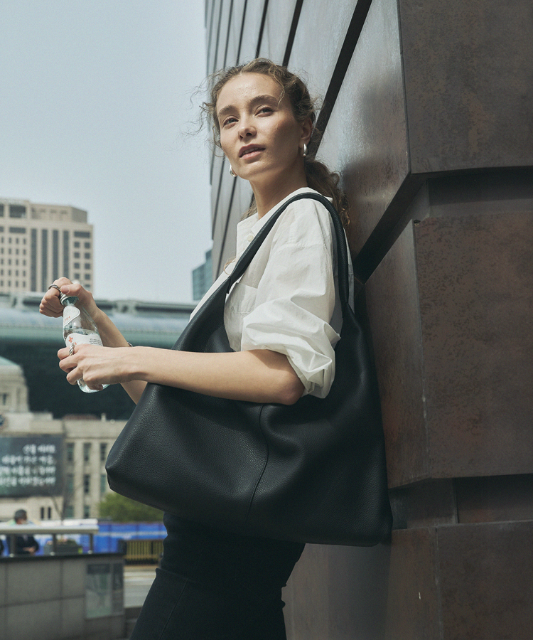 Carry All Big Shoulder Bag 650g - Black