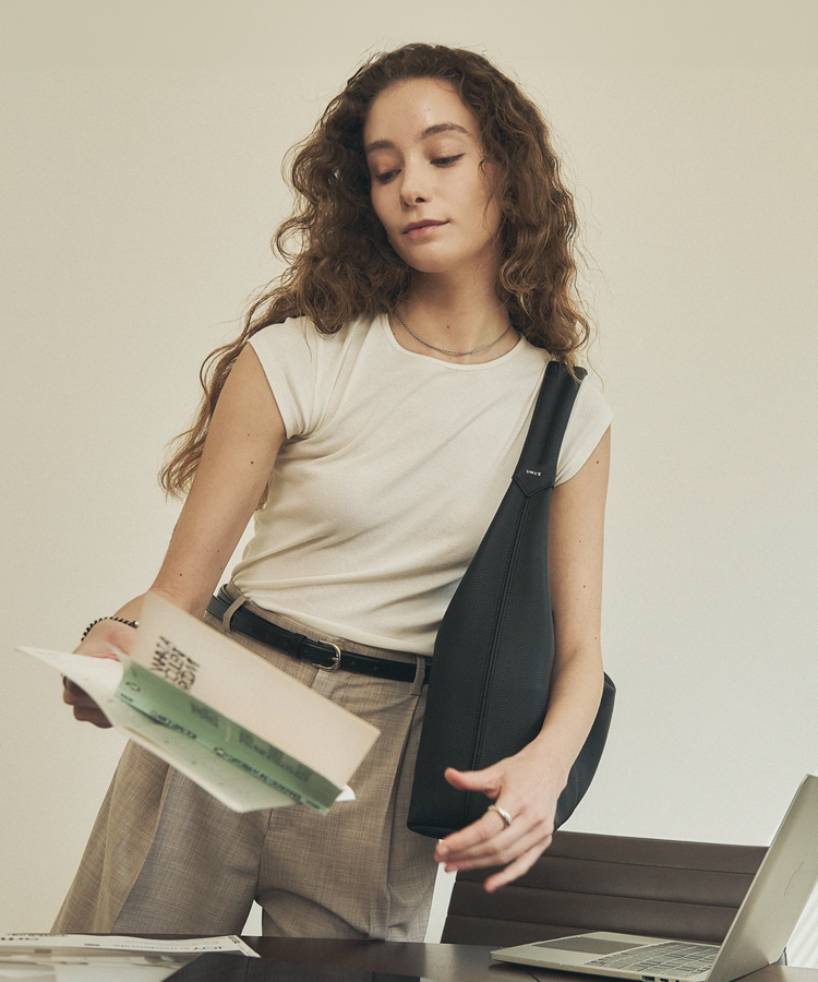 Carry All Big Shoulder Bag 650g - Black