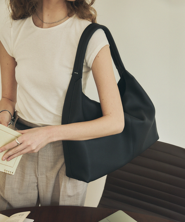 Carry All Big Shoulder Bag 650g - Black