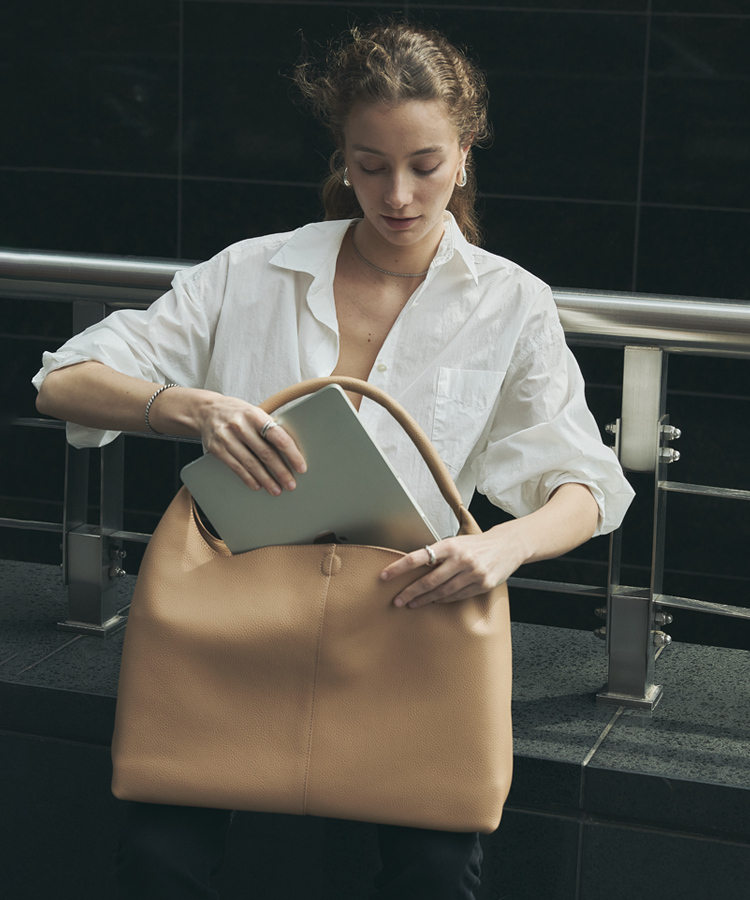 Carry All Big Shoulder Bag 650g - 3 Colors